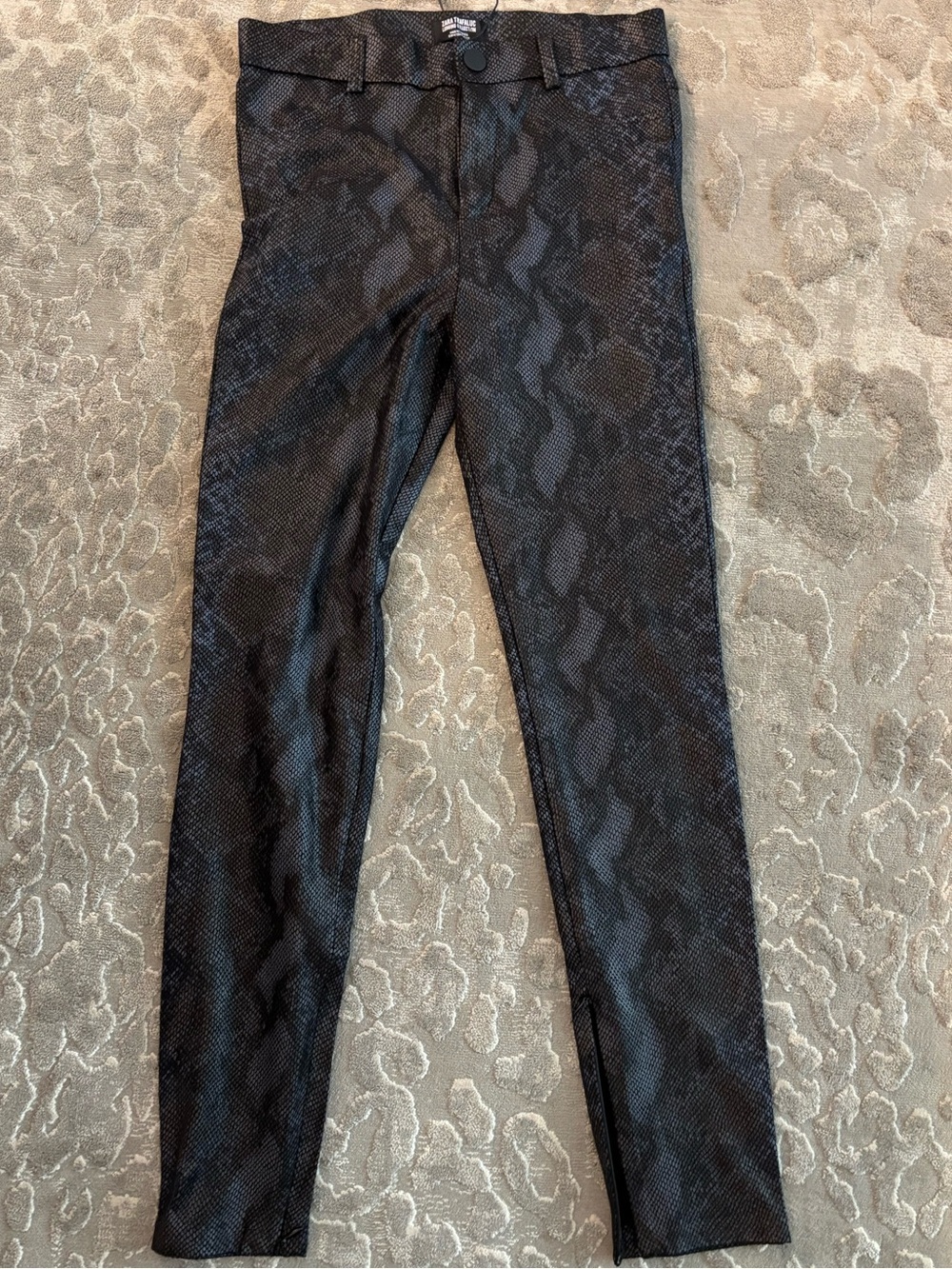 Zara Trafaluc Black and metallic silver Snake-Print pants women’s size medium
